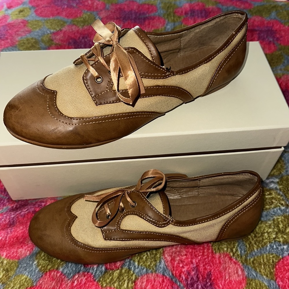 Oxford Flats